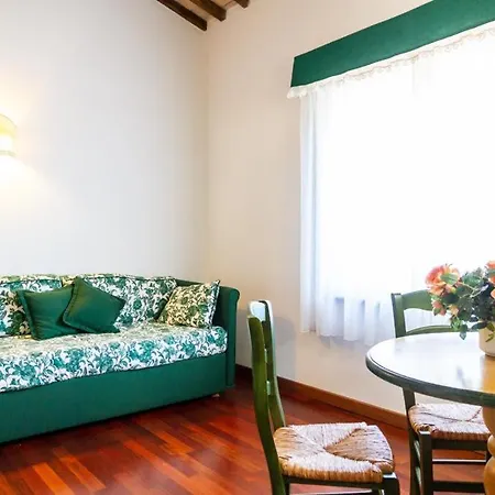Il Casale Delle Rose Aparthotel
