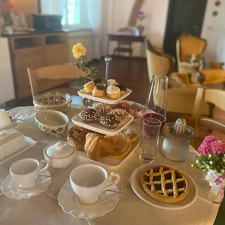 Il Casale Delle Rose Aparthotel *