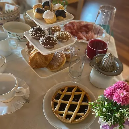 Il Casale Delle Rose Aparthotel 4*