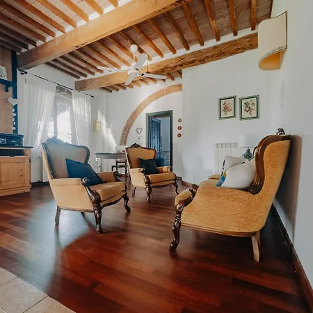 Il Casale Delle Rose Aparthotel Paganico (Grosseto)